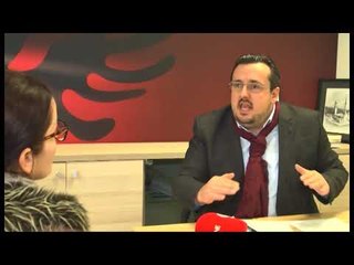 Teliti: Qeveria gënjeu pensionistët dhe familjet në nevojë me karamele