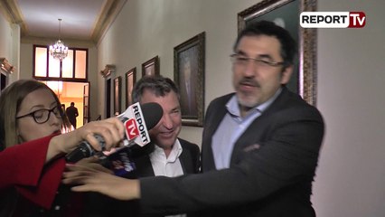 Report TV - A iu refuzua viza amerikane? Ja si përgjigjet Vangjush Dako