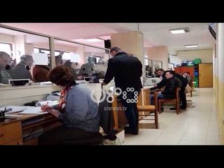 Ora News – Tiranë, 6 mijë euro për legalizimin banese, midis 4 të arrestuarve 3 zyrtarë