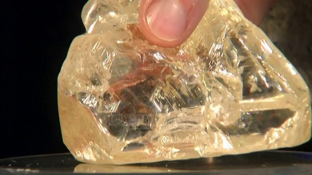 “Diamanti i paqes” ekspozohet në Belgjikë, para ankandit - Top Channel Albania - News - Lajme