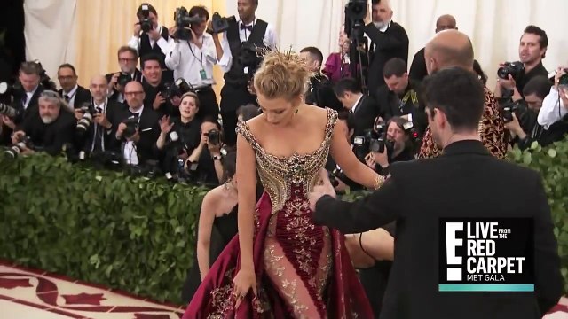 Blake Lively Models on the Met Gala Red Carpet | E! Live from the Red Carpet