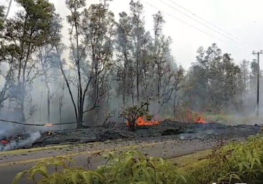 Hawaii's Lanipuna Gardens Evacuated After New Lava Vents Open