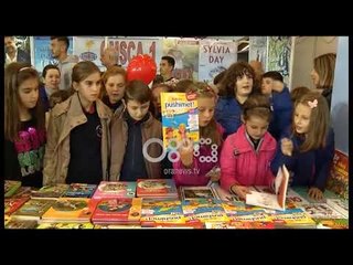 Ora News – Lexuesit e vegjël vizitorët më të interesuar të Panairit të Librit