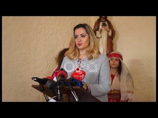 Ora News – “Ditët e Mjedës”, poeti mbledh në Kukël njerëz të letrave e politikanë