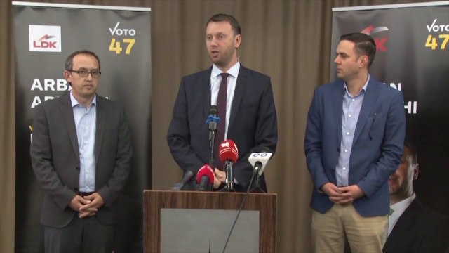 KOSOVA NE HESHTJE ZGJEDHORE NJE DITE PERPARA BALOTAZHIT TE SE DIELES PER ZGJEDHJET LOKALE LAJM