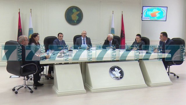 KUVENDI NIS PROCEDURAT PER ZEVENDESIMIN E ADRIATIK LLALLES - News, Lajme - Kanali 10