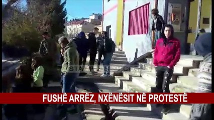FUSHË ARRËZ, NXËNËSIT NË PROTESTË