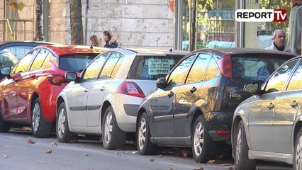 Report TV - Makinat që shiten në rrugë, policia: Gjobiten më shumë se 200