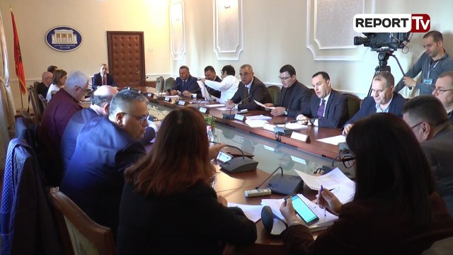 PS miraton pr/buxhetin, PD: Buxheti i shtetit më i vogel se buxheti i parave të drogës për një vit