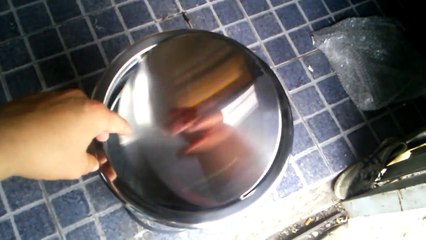 Bán buôn thùng rác inox nắp lật A35-F [(Ø)30cm x (H)61cm]