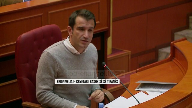 Miratohet projekti për detyrat dhe ushqim në klasë - Top Channel Albania - News - Lajme