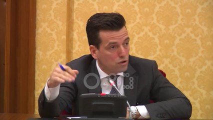 Ora News – Braçe përplaset me Agron Shehaj në komisionin e Ekonomisë