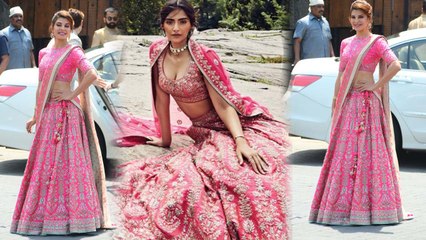 Sonam की Wedding में उन्ही का लहंगा पहन पहुंची Jacqueline Fernandez | Boldsky