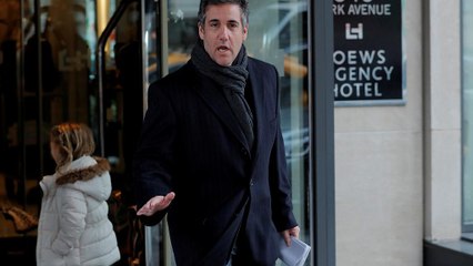 Avenatti: Rus firma Trump'ın avukatına 500 bin Dolar ödedi