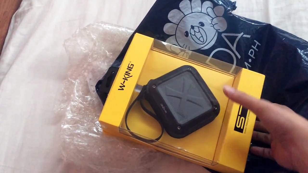 Unboxing Wking S7 from LAZADA PH(PINOY UNBOXING) Bluetooth Speaker