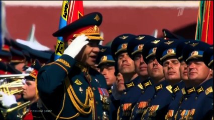 Ministar odbrane Sergej Šojgu stiže na paradu i raportira PUTINU