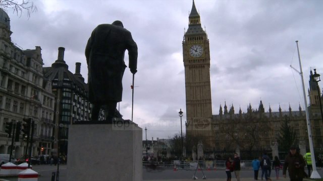 Voda: Britania, e butë me deportimin e emigrantëve shqiptarë - Top Channel Albania - News - Lajme