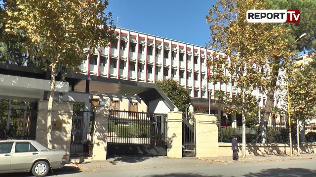 Report TV - Adminitrata sërish 24 milionë euro detyrime ndaj privatit