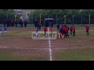 Report TV - Rikthehet dhuna në futbollin shqiptar,  sherr dhe grushte në Delvinë