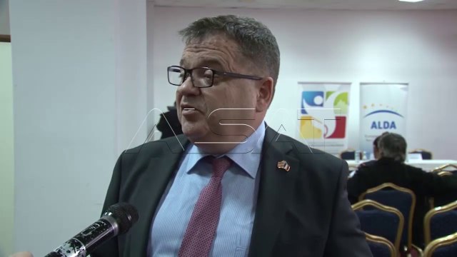 Тимоние: Македонија е на добар пат за решавање на спорот со името