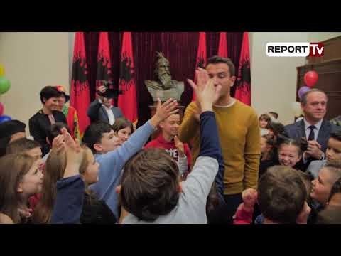 Report TV - Veliaj: Fëmijët jetimë të rriten njësoj, mos të ndjejnë asnjë lloj paragjykimi