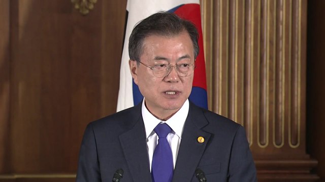 문 대통령 비핵화 시 체제 보장해야...독자적 경협은 불가 / YTN