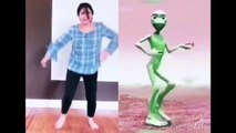 Gujrabi Squad VS Alien - Dame Tu Cosita Dance Challenge