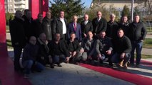 Brigada ''137 Gjakova'', OVL-UÇK dhe Nisma me homazhe për 28 nëntor - Lajme