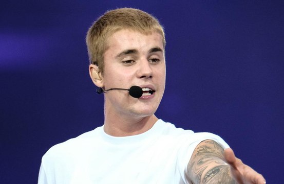 Justin Bieber critique les célébrités sur les réseaux sociaux