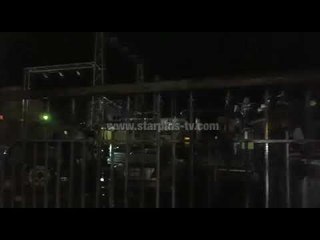 DEMTOHEN TRE PUNONJES TE OSHEE  NE SHKODER.PO RIPARONIN NJE DEFEKT NE NESTACIONIN ELEKTRIK SHKODRA 1