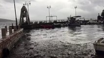 Ora News - Sarandë, reshjet e dendura ndosin bregdetin, shikoni pamjet