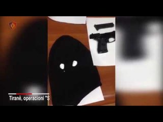 Report TV - Tiranë, kryenin vjedhje me kapuçë, doreza dhe armë, 2 në pranga 3 në kërkim