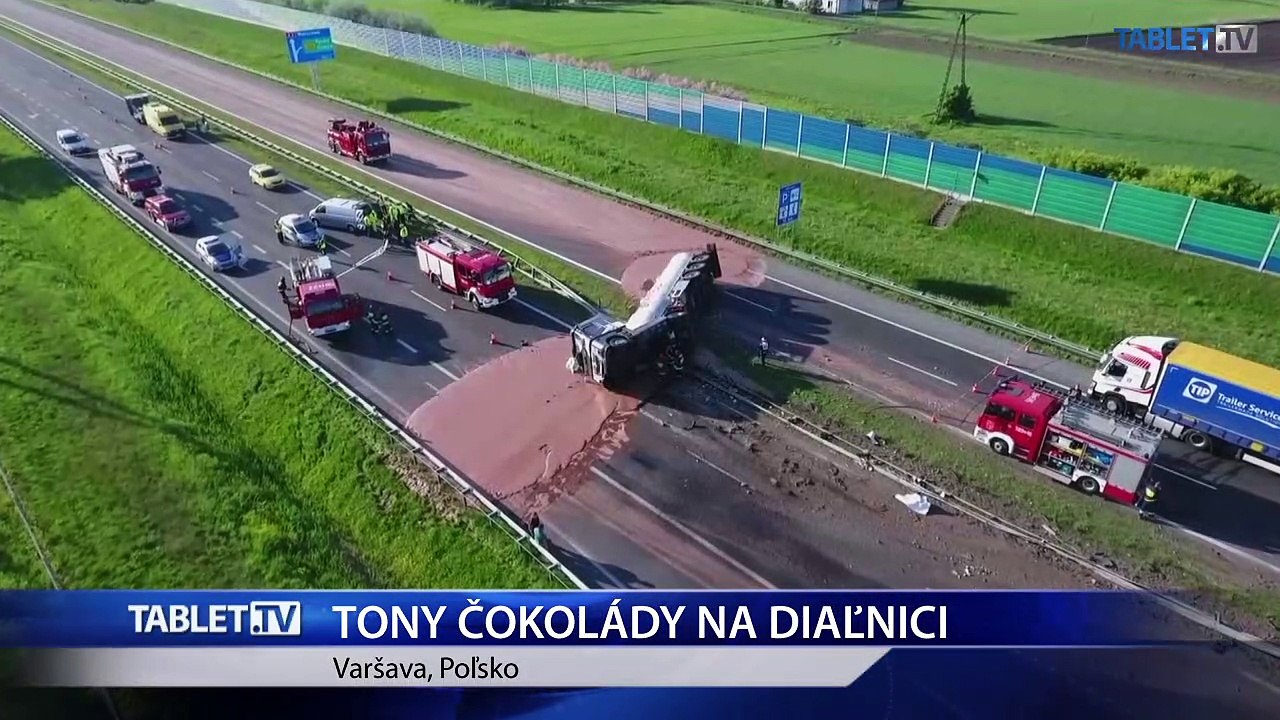 Tony mliečnej čokolády na diaľnici Poľsku skomplikovali dopravu