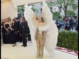 Met Gala 2018 Katy Perry arrives at Met Gala in HUGE feathered wings