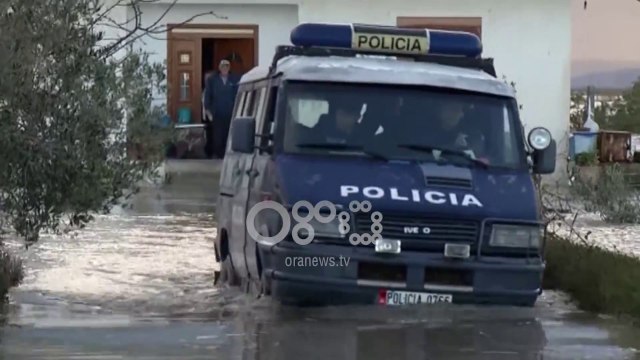 Ora News - Bilanci paraprak: Në Fier e Vlorë u përmbytën 10.217 ha tokë