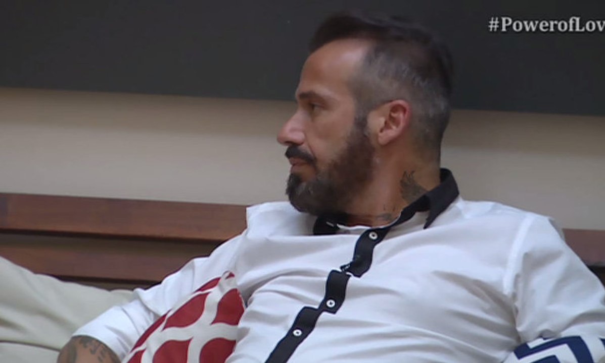 Power Of Love: Έξαλλος ο Νίκος: « Έχω μια αξιοπ...