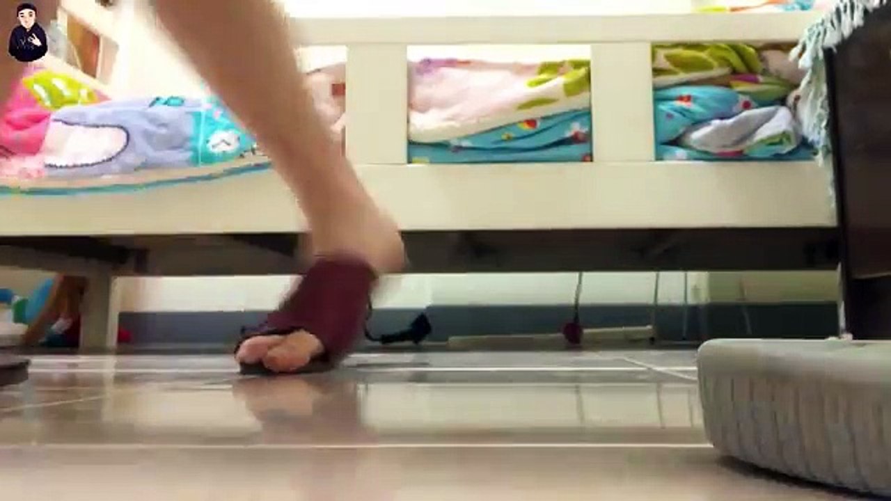 《今天整人日》男友用屁汁噴霧惡整女友，沒想到女友『春風外洩』【心懸】