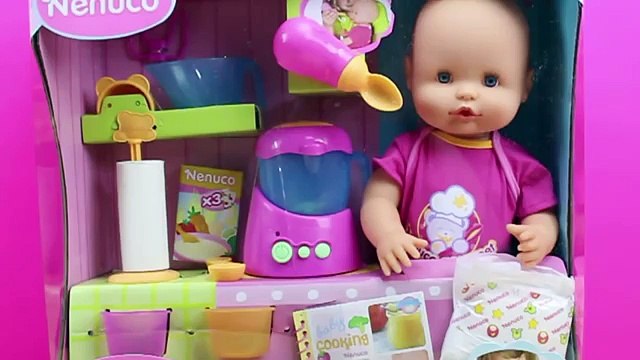 Bebé NENUCO Merienditas | La bebé come papilla y hace pipí de verdad | NENUCO en español