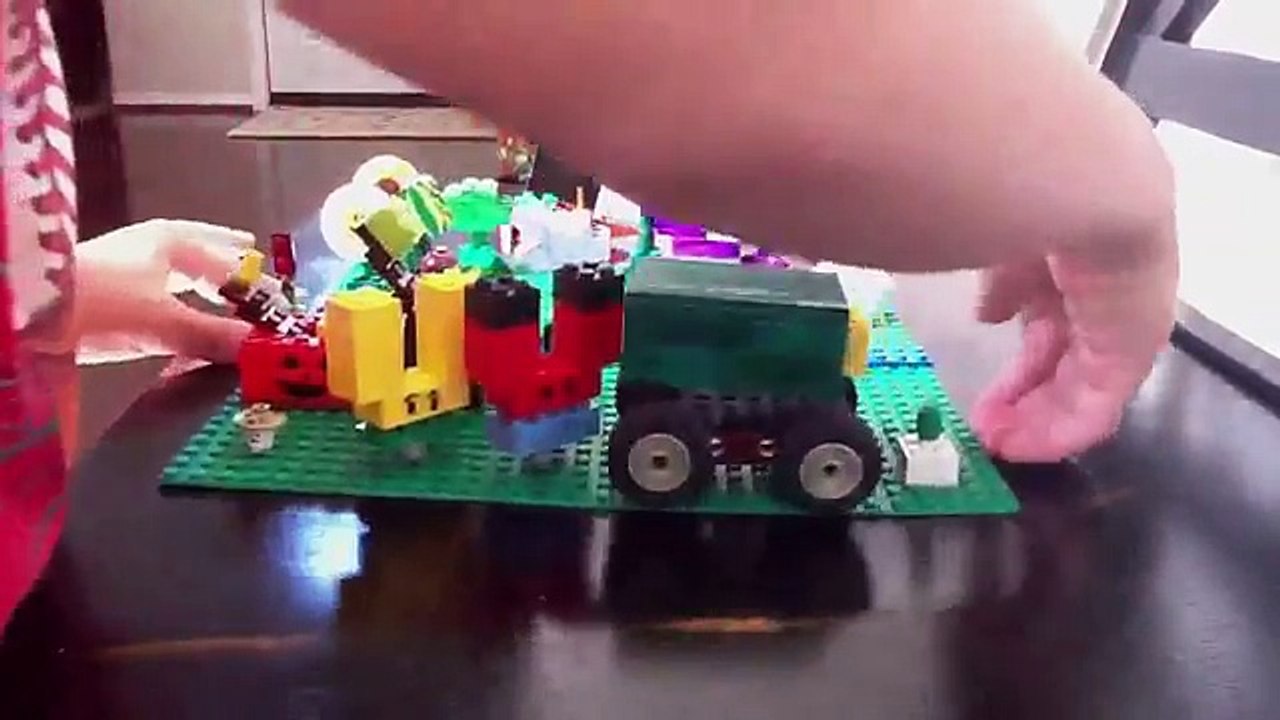 Peters Lego Plants vs. Zombies(super update)
