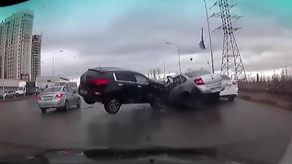 Excellent examples of incorrect driving and inattention 2018. part 4