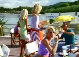 Sous le Soleil De Saint Tropez  S04E30   Plage vendre MP4 FRENCH - Part 01