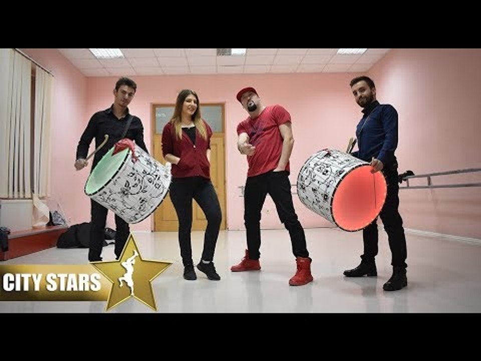 Dua Lipa - New Rules ( CITY STARS & 2PAN SHOW )