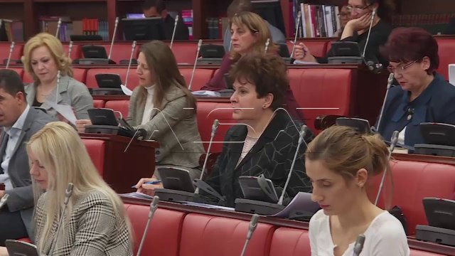 Власта денеска не беше расположена за прифаќање амандмани