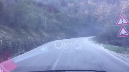 Ora News - Shoferë kujdes! Në Qafën e Muzinës ka prezencë akulli