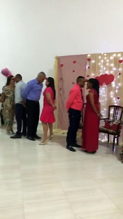 Pastor Junior Trovão - Participação em encontro de casais 05/2018