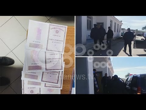 Ora News - Pasaporta false 12 mijë paund për në Kanada dhe BE, goditet grupi kriminal në Fier