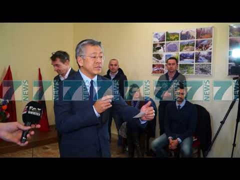 AMBASADORI DONALD LU NE VALBONE, BEN THIRRJE PER DIALOG  - News, Lajme - Kanali 7