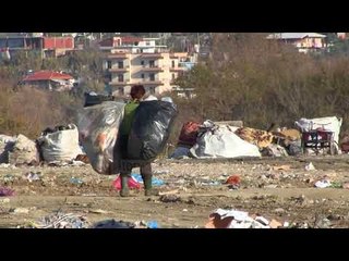 Fier, emergjencë nga plehrat - Top Channel Albania - News - Lajme