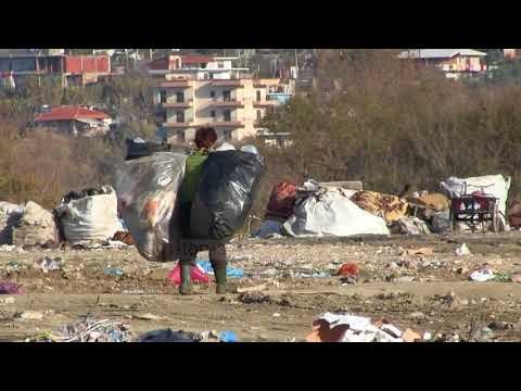 Fier, emergjencë nga plehrat - Top Channel Albania - News - Lajme