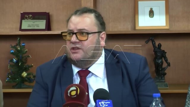 „Скопје 2014“; Сè уште ништо околу отстранувањето споменици